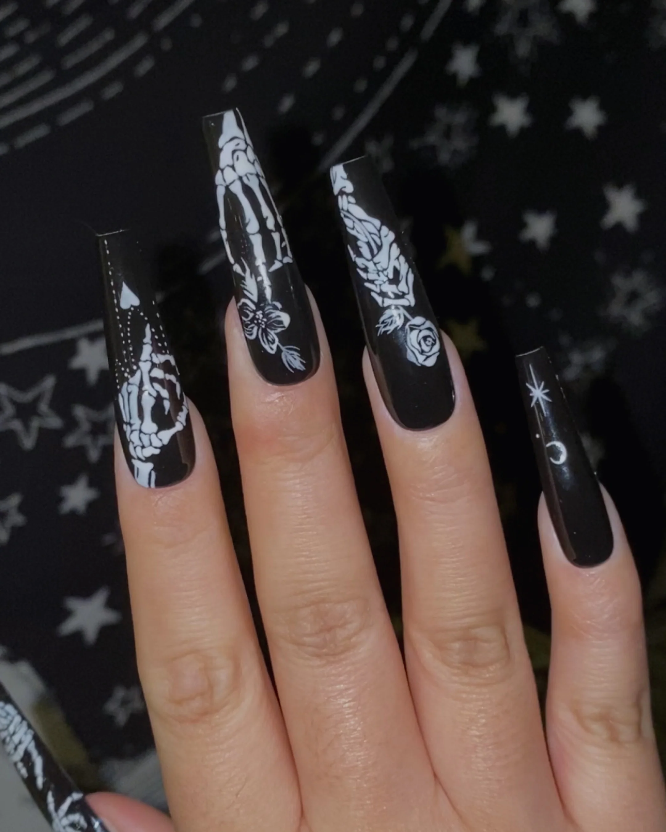 Metacarpals - Nail Gallerys