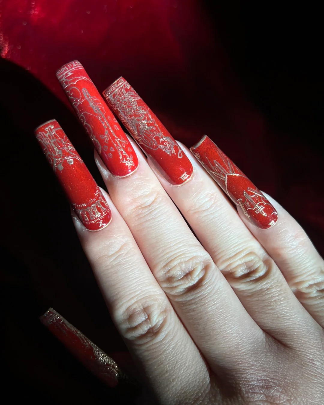 Medieval Red Tarot - Nail Gallerys