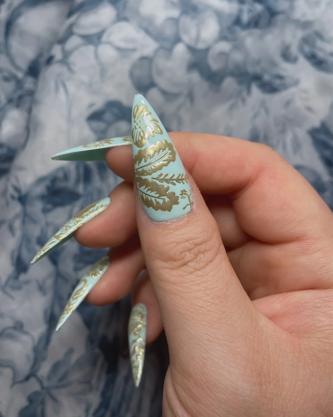 Spearmint Damask - Nail Gallerys