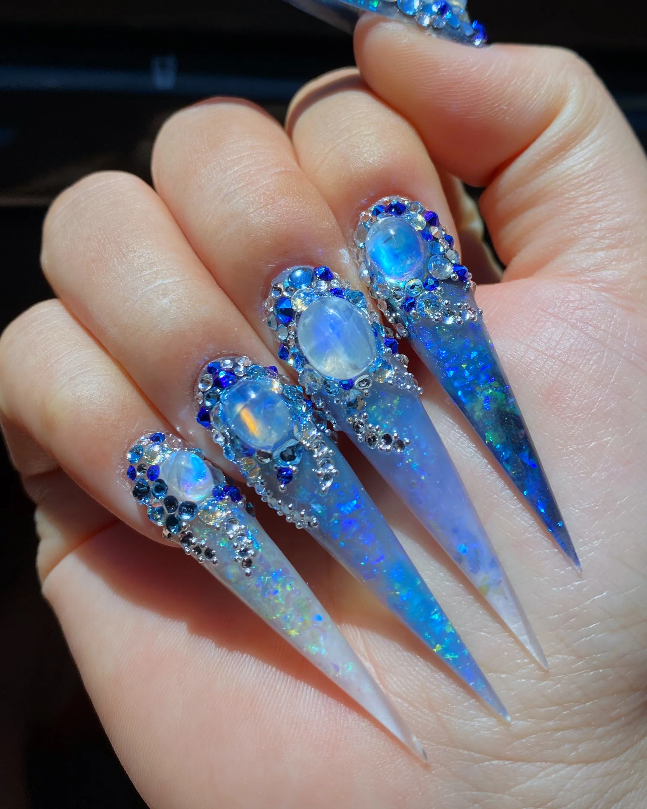 Moonstone Dreams - Nail Gallerys