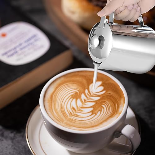 Sporgo Pot à lait de 350 ml avec couvercle : pot à lait en acier inoxydable 350 ml Pichet à mousser portable, mousseur à lait, pot à expresso, pot à mousse de lait pour cappuccino, latte et expresso - Nail Gallerys