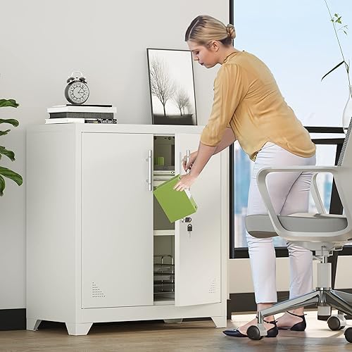 YITAHOME Armoire de rangement de bureau en métal avec 2 étagères réglables, 80 x 40 x 90 cm, verrouillable avec trous d'aération pour la maison, le bureau, le garage, la salle de sport, l'école, blanc - Nail Gallerys
