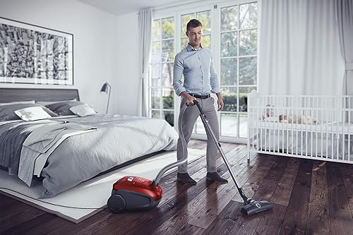 Electrolux UltraSilencer, Aspirateur Traineau Ultra Silencieux avec Sac, 64dB, Puissant, Poignée Ergonomique, Accessoires, Capacité 3,5L, EUSC66-CR, Rouge - Nail Gallerys