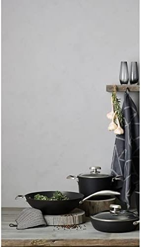 Scanpan SC68113200 Pro IQ Sauteuse-chef antiadhésive avec couvercle 32 cm, 46 x 33 x 8,5 cm - Nail Gallerys