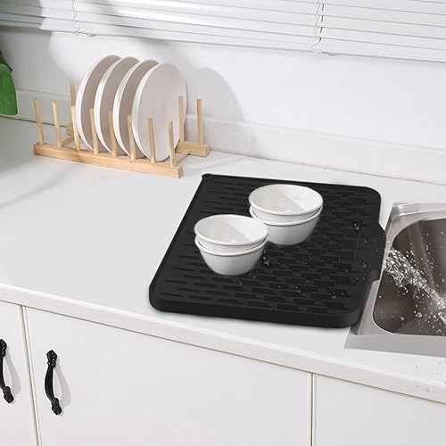 Kitchen Drain Pad, Silicone Insulation Dish Drying Mats, Heat Resistant Tilted Water Diversion Mat for Restaurant Hotel Sink Counter, Non-Slip Kitchen Work Area Pads, Black, Gray - Nail Gallerys