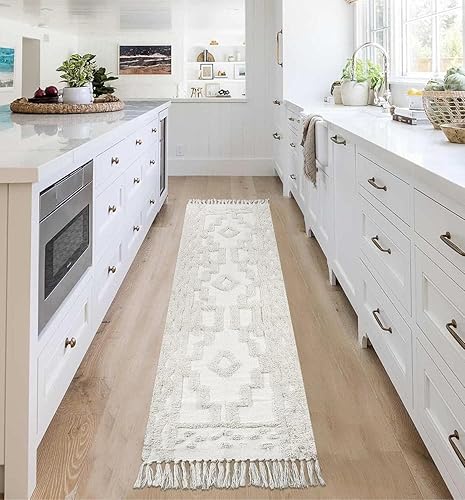 JaeMoose Tapis de couloir bohème en coton lavable avec pompons - Tapis marocain tissé à la main - Pour couloir, chambre à coucher, salle de bain - Beige - 60 x 130 cm - Nail Gallerys