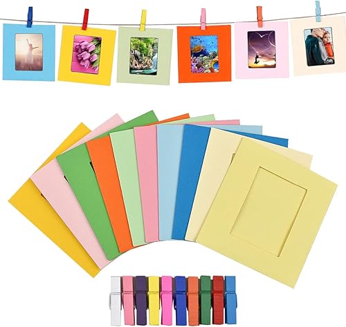 HoaaiGo 86 Pcs Appareil Photo Instantané Accessoires, 60 Cadres Autocollants, 10 Cadres Photo en Papier, 10 Clips Suspension, 5 Cadre Photo Table Plastique Colorés et 1 Microfibre, pour Mini 9 8 8+ - Nail Gallerys