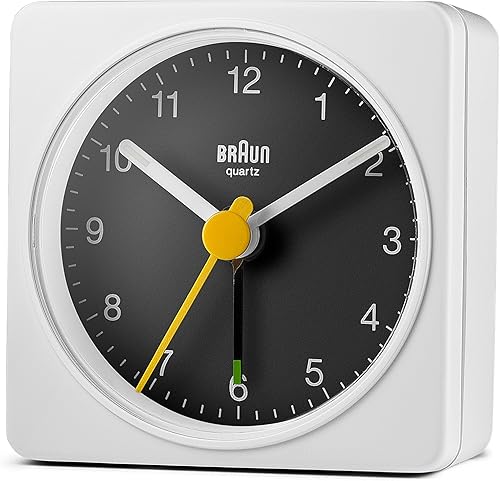Braun Réveil analogique de Voyage Classique, Taille compacte, Mouvement à Quartz Silencieux, bip de l’Alarme en Crescendo, en Blanc et Noir, modèle BC02WB. - Nail Gallerys