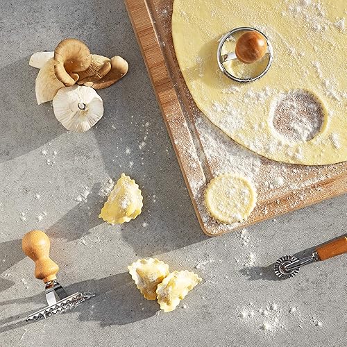 Navaris Set Emporte-Pièce à Ravioli - Ensemble Découpe Ravioles Raviolis Pâtes Gyozas Pierogi - 1x Roulette 3X Moule avec Manche en Bois - Nail Gallerys
