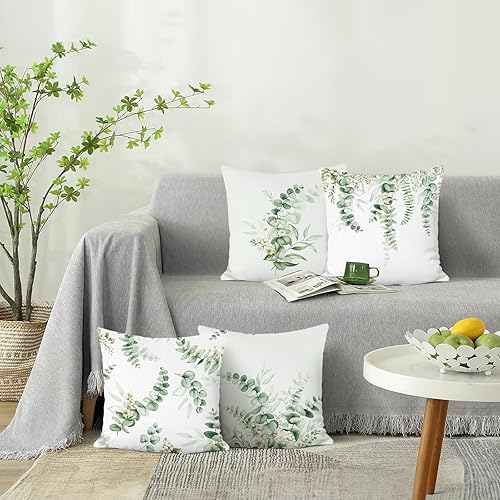 Bonhause Lot de 4 Housse de Coussin Feuilles d'eucalyptus 45 x 45 cm Plante Verte Velours Doux Décoratif Taie d'oreiller pour Canapé Lits Chaises Voiture Salon Maison Décor - Nail Gallerys
