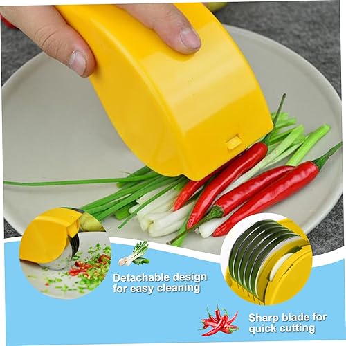 Rouleau à herbes avec 6 lames en acier inoxydable Hachoir à herbes manuel Coupe-herbes amovible et lavable Hachoirs à herbes portables pour coriandre Échalote Persil Coupe-persil Hachoir à coriandre C - Nail Gallerys