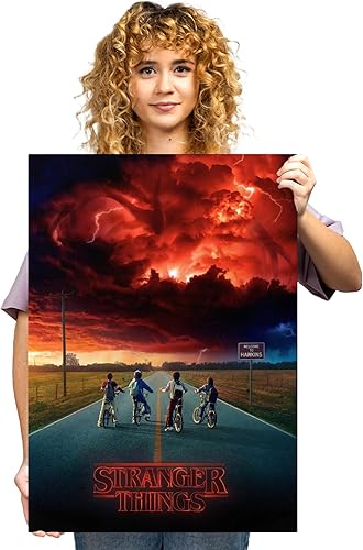 Displate Officiel Stranger Things Métallique Fixation Magnétique Licence Officielle Image Affiche de Haute Qualité Stranger Things S1 Boys hauteur 67,5 cm largeur 48 cm - Nail Gallerys