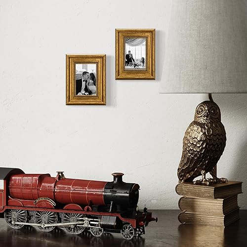 CABBEL Cadre photo 10 x 15 cm, doré, style baroque, vintage, pour posters, photos et certificats, avec verre acrylique incassable, décoratif et élégant, parfait pour le salon, le bureau ou la galerie - Nail Gallerys