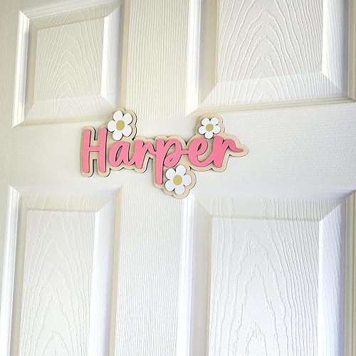 Custom Daisy Name Sign – Wooden Kids Door Plaque de porte – Motif floral pour la chambre des filles – Personnalisé en bois pour chambre d'enfant ou chambre à coucher - Nail Gallerys
