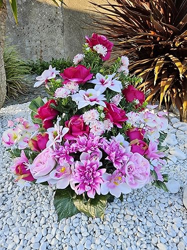 Composition de Fleurs Artificielles Lesté Ciment, pour Une Parfaite Tenue à L' extérieur. Réalisé par Nos Soins, Fleurs De Qualité. - Nail Gallerys