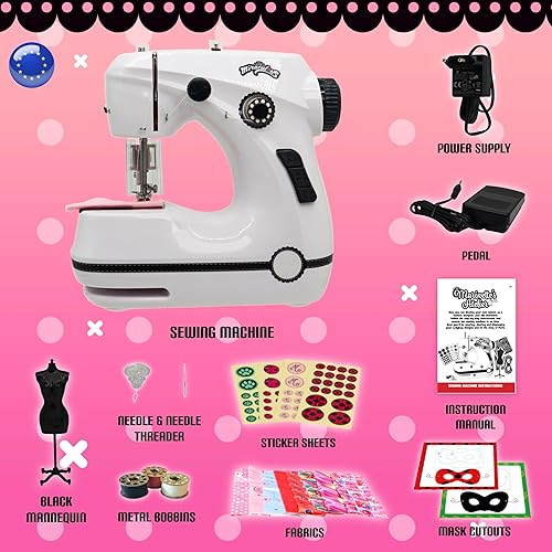 Miraculous Ladybug, Mini Machine à Coudre de Marinette - pour Enfants, Double Vitesse, portable, avec Tissu adaptateur Europe - M02106 - Wyncor - Nail Gallerys
