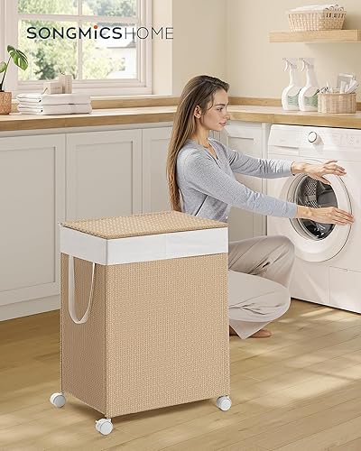 SONGMICS HOME Panier à Linge 2 Compartiments, Corbeille 100 L, Trieur sur roulettes, Couvercle, Sac avec Poignées, Imitation Osier, pour Buanderie, Salle de Bain, Beige Naturel et Blanc Mat LCB601N01 - Nail Gallerys