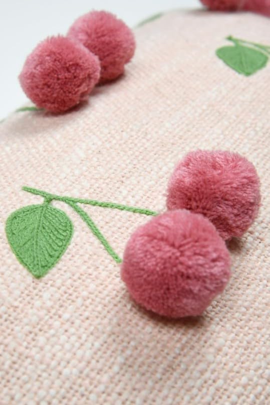 SCHÖNER LEBEN. Sweetlove Coussin cerises avec pompons Rose 30 x 50 cm - Nail Gallerys
