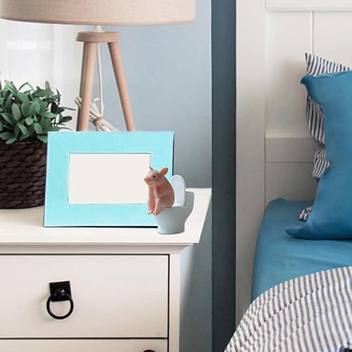 Lambo Cochon Ornements de bureau, cochon de dessin animé, cochon accroupi sur les toilettes Statue animale, cochon accroupi sur les toilettes, statue d'animal, figurine miniature animale, décoration - Nail Gallerys