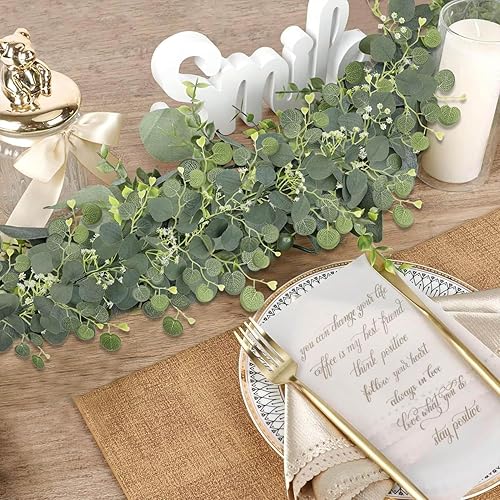 RODISHOMM Lot de 2 guirlandes d'eucalyptus artificielles avec fleurs blanches et feuilles, plantes suspendues artificielles pour fond de table de mariage - Nail Gallerys