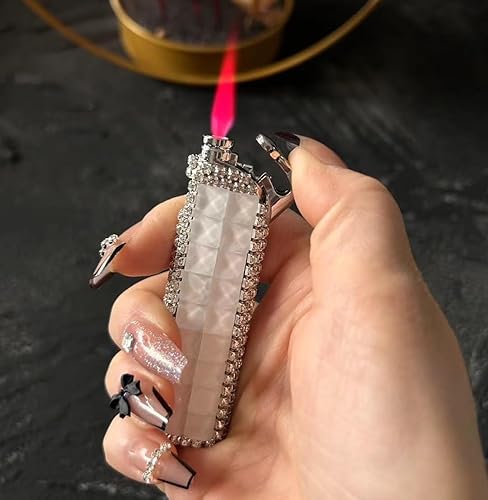AXIASUU Briquet de Luxe for Femme serti de Diamants, Torche au Butane Coupe-Vent à allumage par Pression, Flamme Droite réglable, Flamme Bleue, Rechargeable au gaz Butane, Cadeau Unisexe(A) - Nail Gallerys