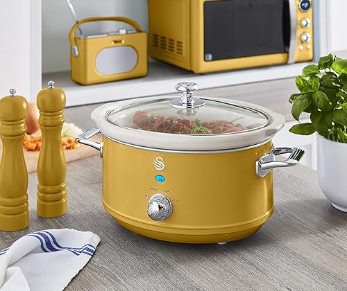 Swan Retro SF17021YELN Mijoteuse, Récipient de Cuisson Amovible de 3,5 Litres, Slow Cooker, Céramique Antiadhésive sans PFOA ni PTFE, 3 Niveaux de Température, Design Vintage, Jaune, 200W - Nail Gallerys