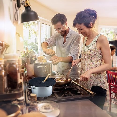 Relaxdays 1x Couvercle Silicone Anti-débordement, Anti-éclaboussures, Dessous-de-Plat, thermorésistant, diamètre de 30 cm, Noir - Nail Gallerys