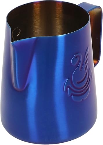 Akozon Pichet Latte Art en Acier Inoxydable 380 Ml avec Bec Verseur, Design Unique en Forme de Cygne, Poignée aux Couleurs Vives – pour les Amateurs de café et les Baristas (BLUE) - Nail Gallerys