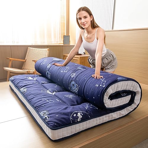 MAXYOYO Matelas futon rembourré, Matelas de Sol Japonais matelassé, épais, Pliable, Respirant, pour canapé de Camping (Aventure Spatiale, 150x200 cm) - Nail Gallerys