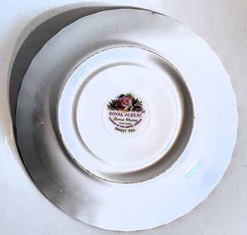 & AngiesStrickZauber vendu : Royal Albert/Original/Flower of the month/April/Soucoupe - Nail Gallerys