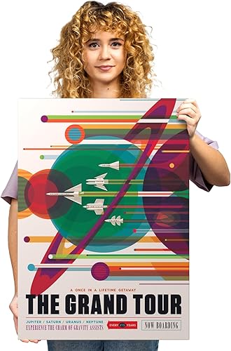 Displate Officiel NASA Métallique Fixation Magnétique Licence Officielle Image Affiche de Haute Qualité The Grand Tour hauteur 67,5 cm largeur 48 cm - Nail Gallerys