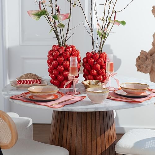 Kare Vase Design Fraises - Fait à la Main - Pièce Unique - en Porcelaine émaillée - Petit Vase décoratif - Vase de Table - pour Le Salon - Accessoire - 24 x 21 x 21 cm (H x l x P) - Nail Gallerys