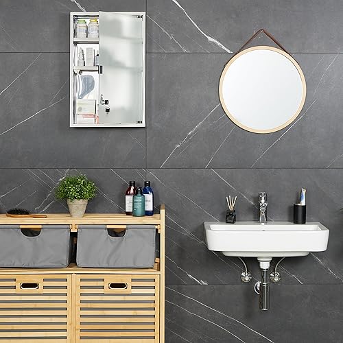 Relaxdays Armoire à Pharmacie, 3 Compartiments, Peut être fermée à clé, H x L x P : env. 58 x 38 x 13 cm, argentée - Nail Gallerys