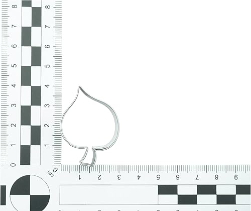 Lot de 4 emporte-pièce - Feuilles d'érable, tilleul.. 3,6-4,6 cm en fer blanc. - Nail Gallerys