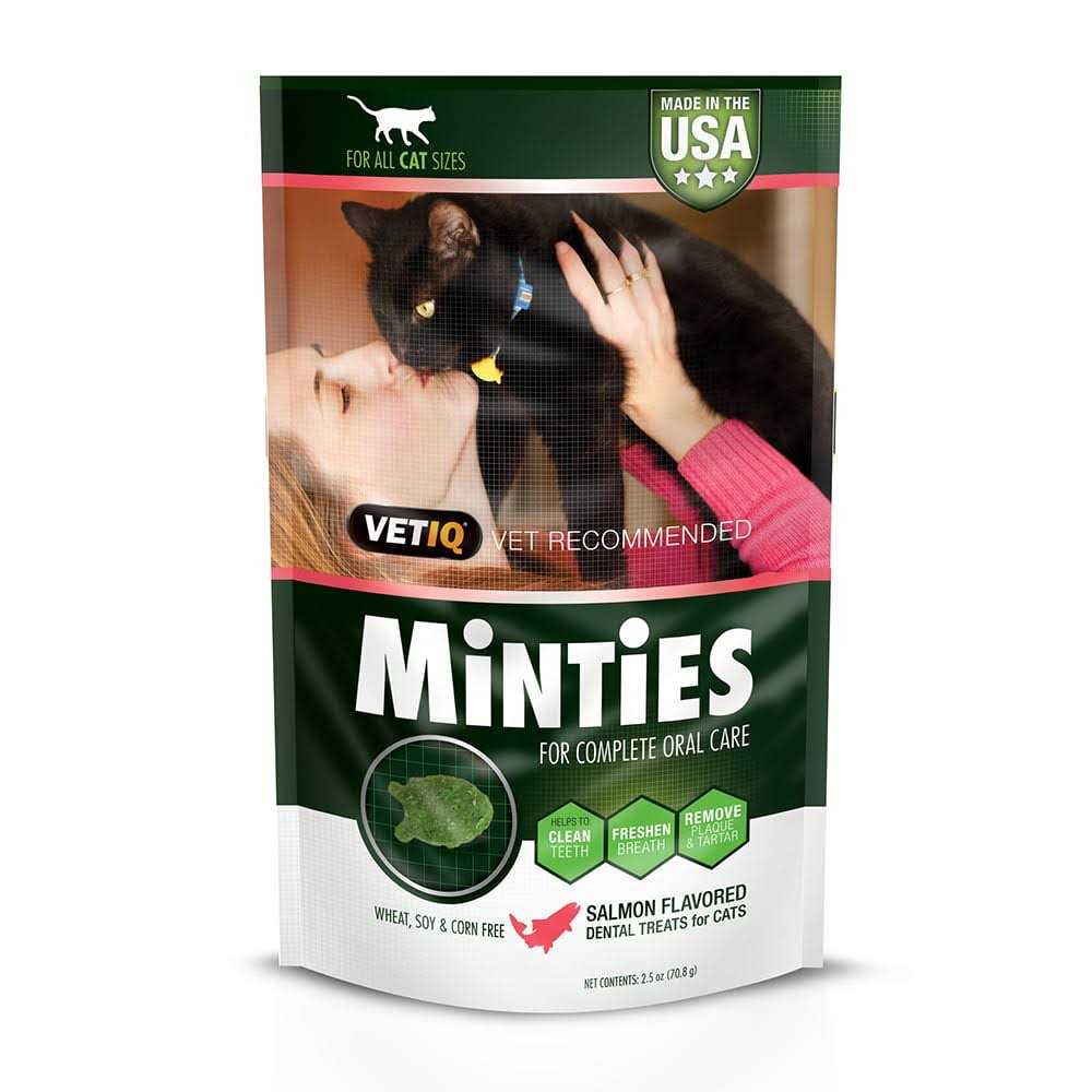 VetIQ Minties Dental Treats for Cats - Nail Gallerys