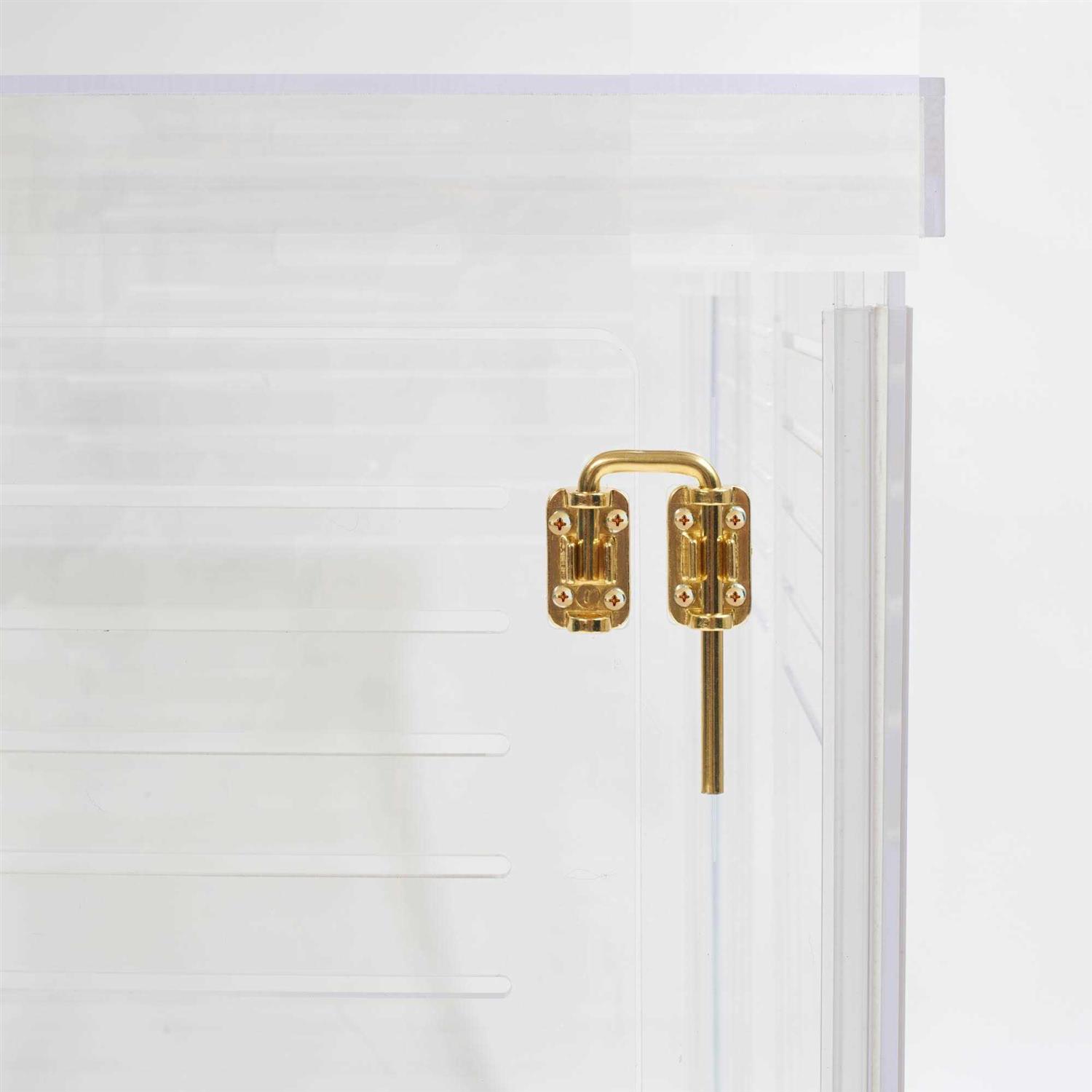 Hiddin Clear Dog Crate to Gate - Nail Gallerys