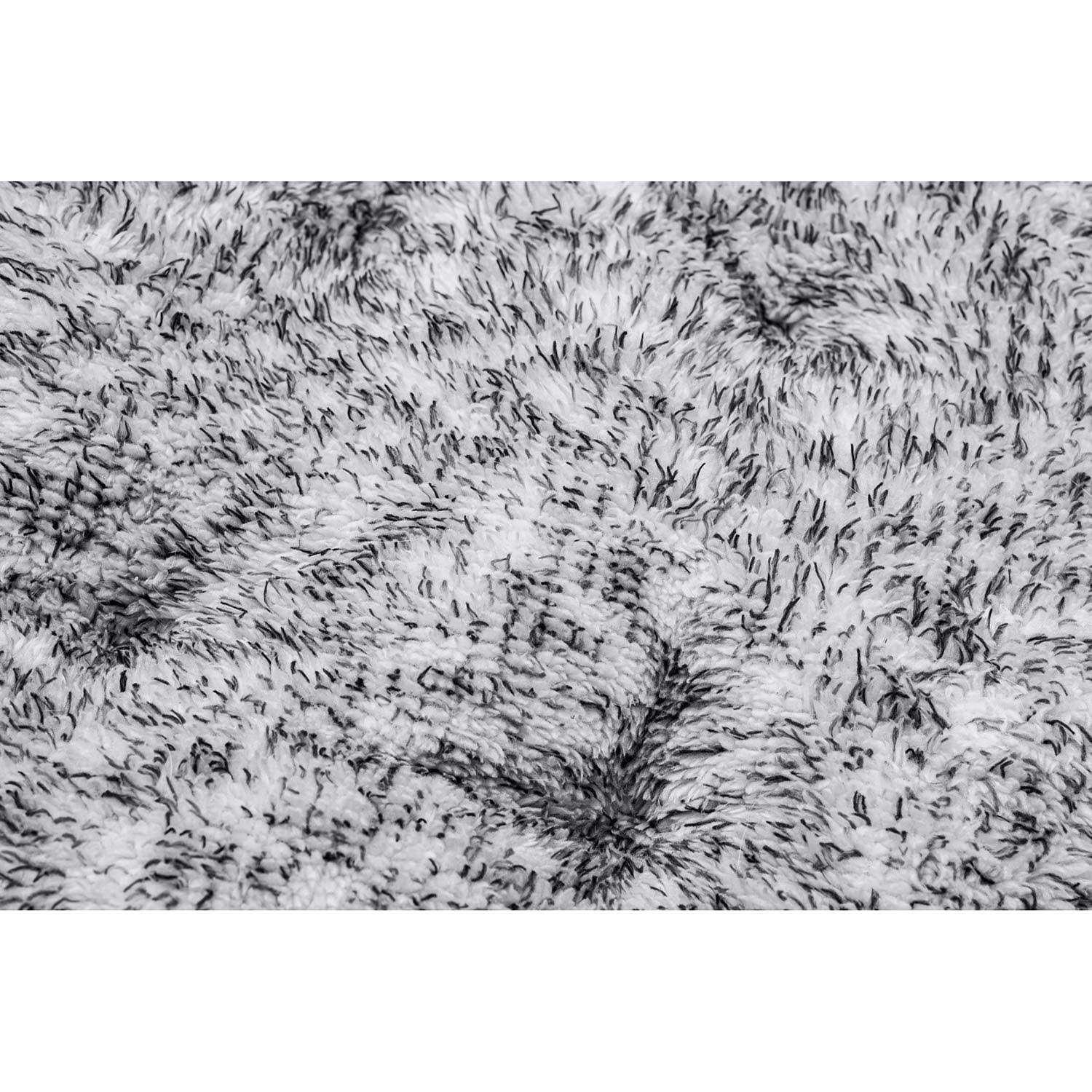 FurHaven Two-Tone Fur & Suede Oval Dog Bed - Nail Gallerys