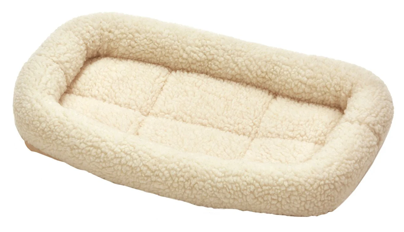 Pet Lodge Fleece Pet Bed for Dogs & Cats, Cream - Nail Gallerys