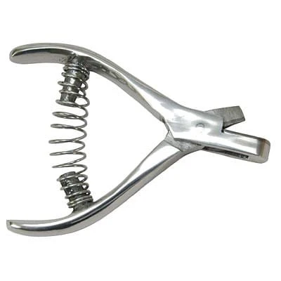 Ear Notching Tool for Livestock - Nail Gallerys