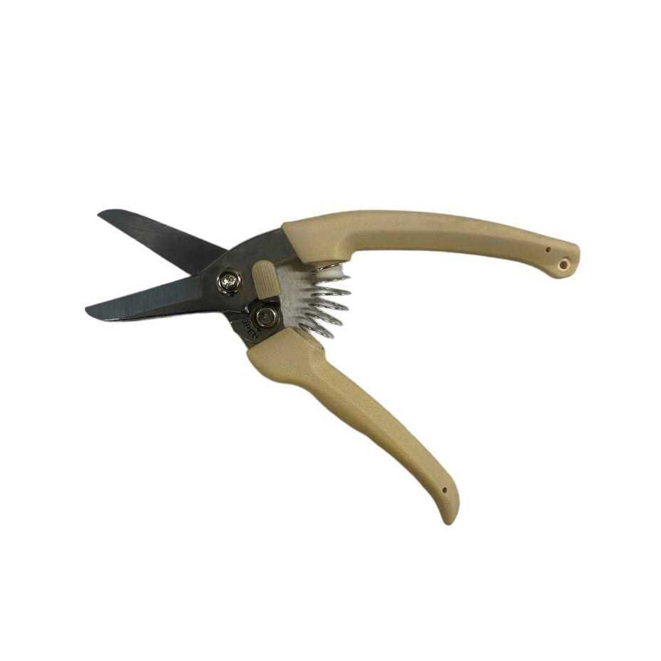 Piggy Poo and Crew Pig Hoof Trimmers - Nail Gallerys