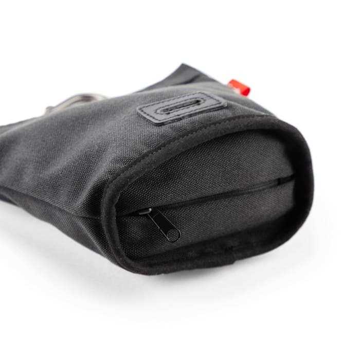 Reddy Dog Treat Bag & Dispenser - Nail Gallerys