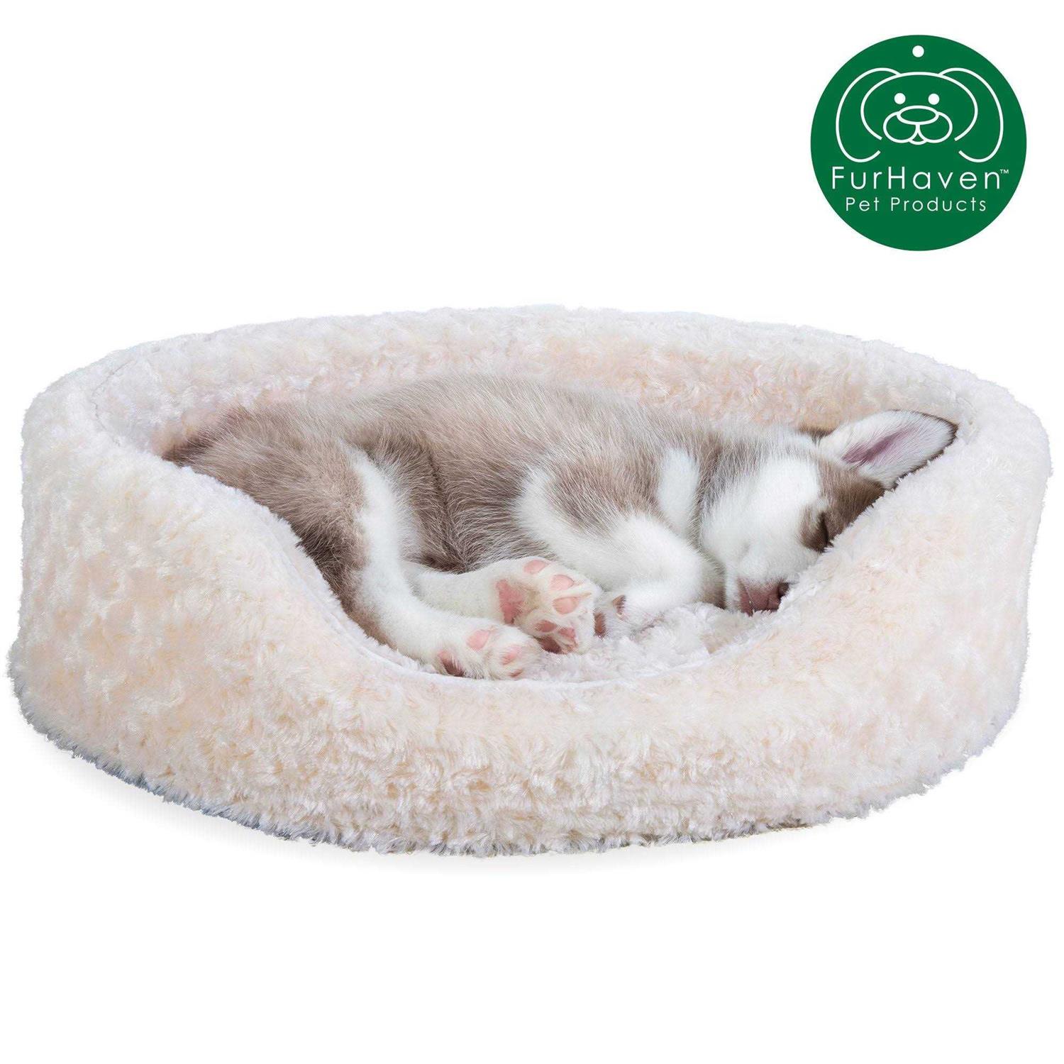 FurHaven Oval Ultra Plush Pet Bed - Nail Gallerys