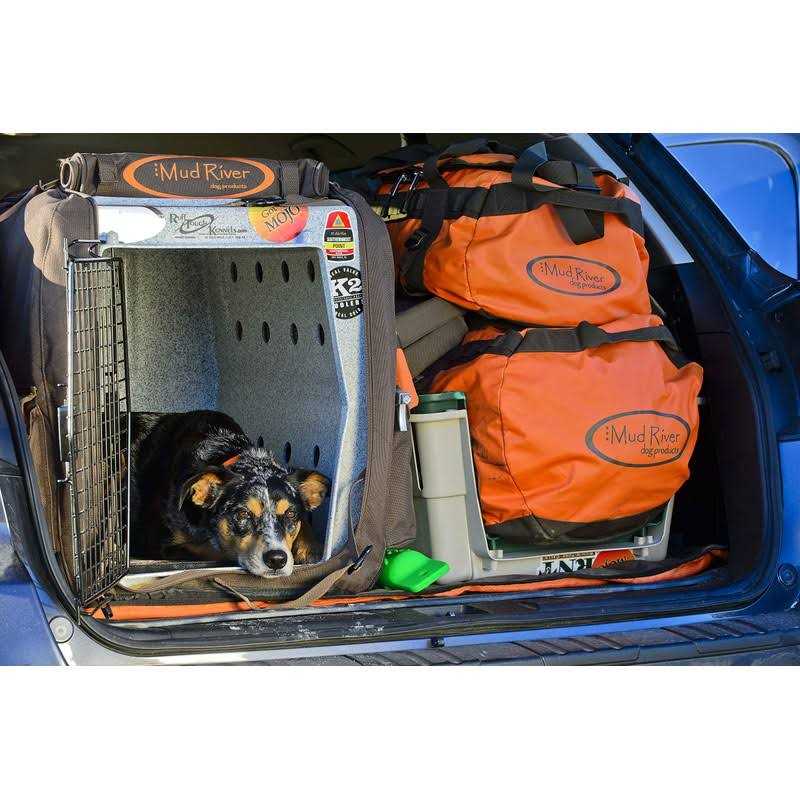 Mud River Dixie Insulated Kennel Cover - Nail Gallerys