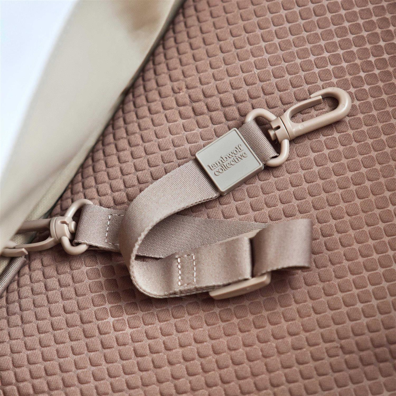 Small Dog Carrier for Pets up to 18lbs. Canvas Lightweight Water Resistant Pet Carrier. Perfect for Puppies or Kittens. Lambwolf Subway Carrier - Nail Gallerys