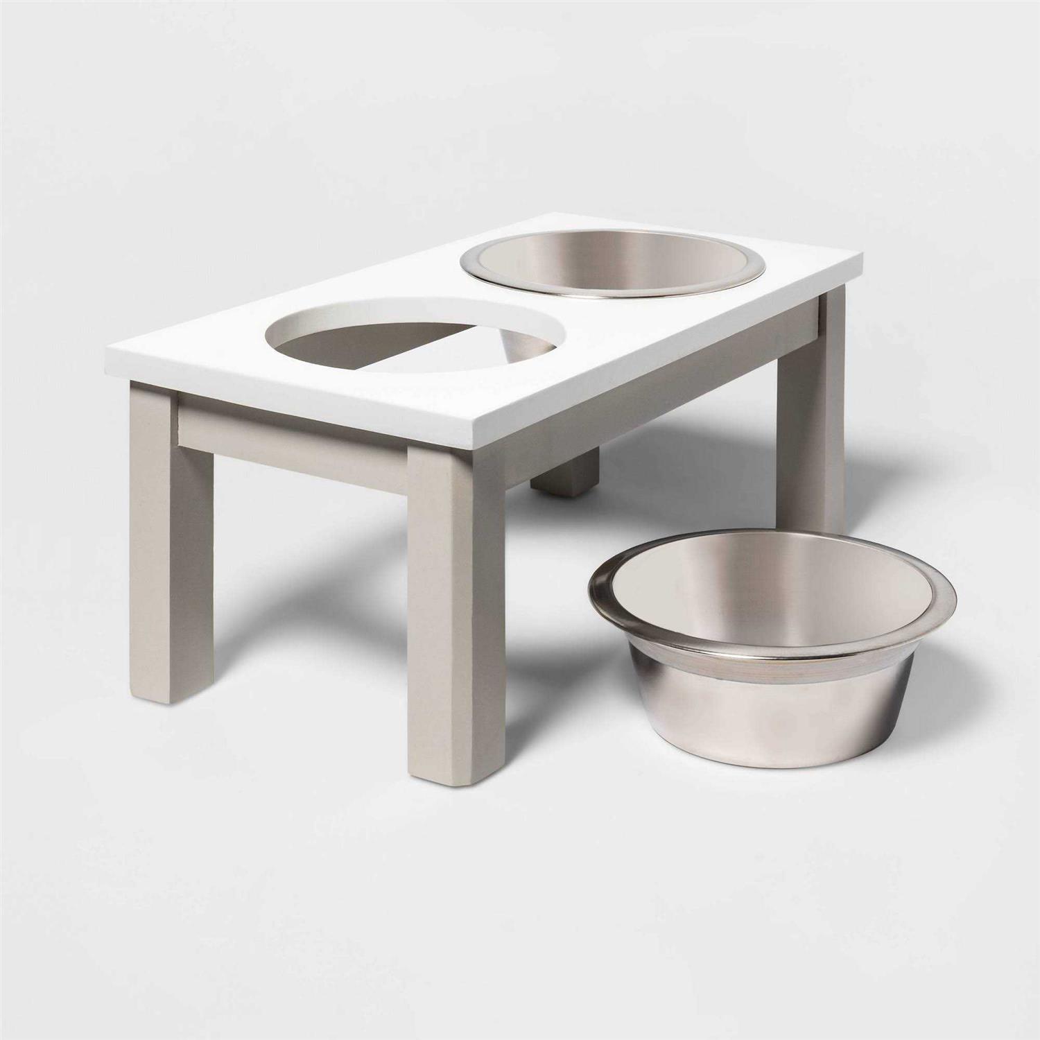 Boots & Barkley Traditional Short Elevated Dual Tone Dog Bowl with Sour Cream Top - Nail Gallerys