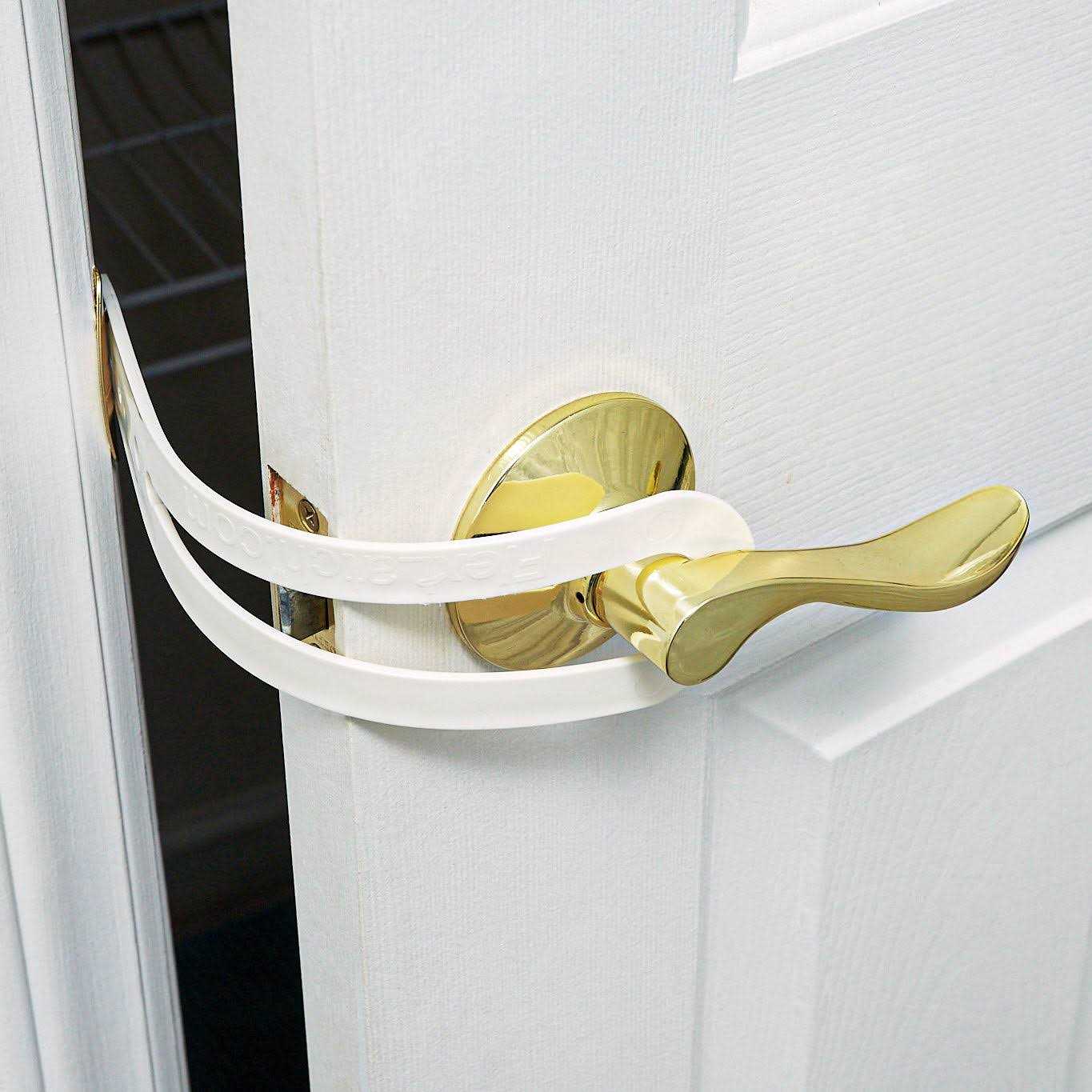 FlexLatch Cat Door Holder - Nail Gallerys