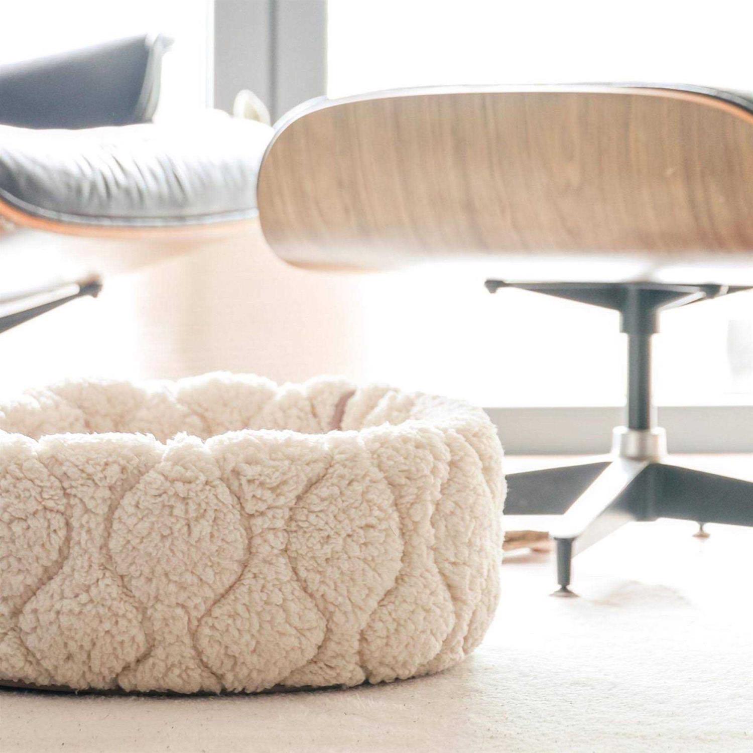 Lambwolf Collective Reversible Donut Pet Bed - Nail Gallerys