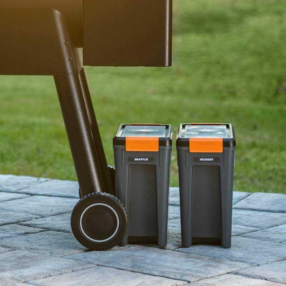 Traeger StayDry Pellet Bin & Lid - Nail Gallerys