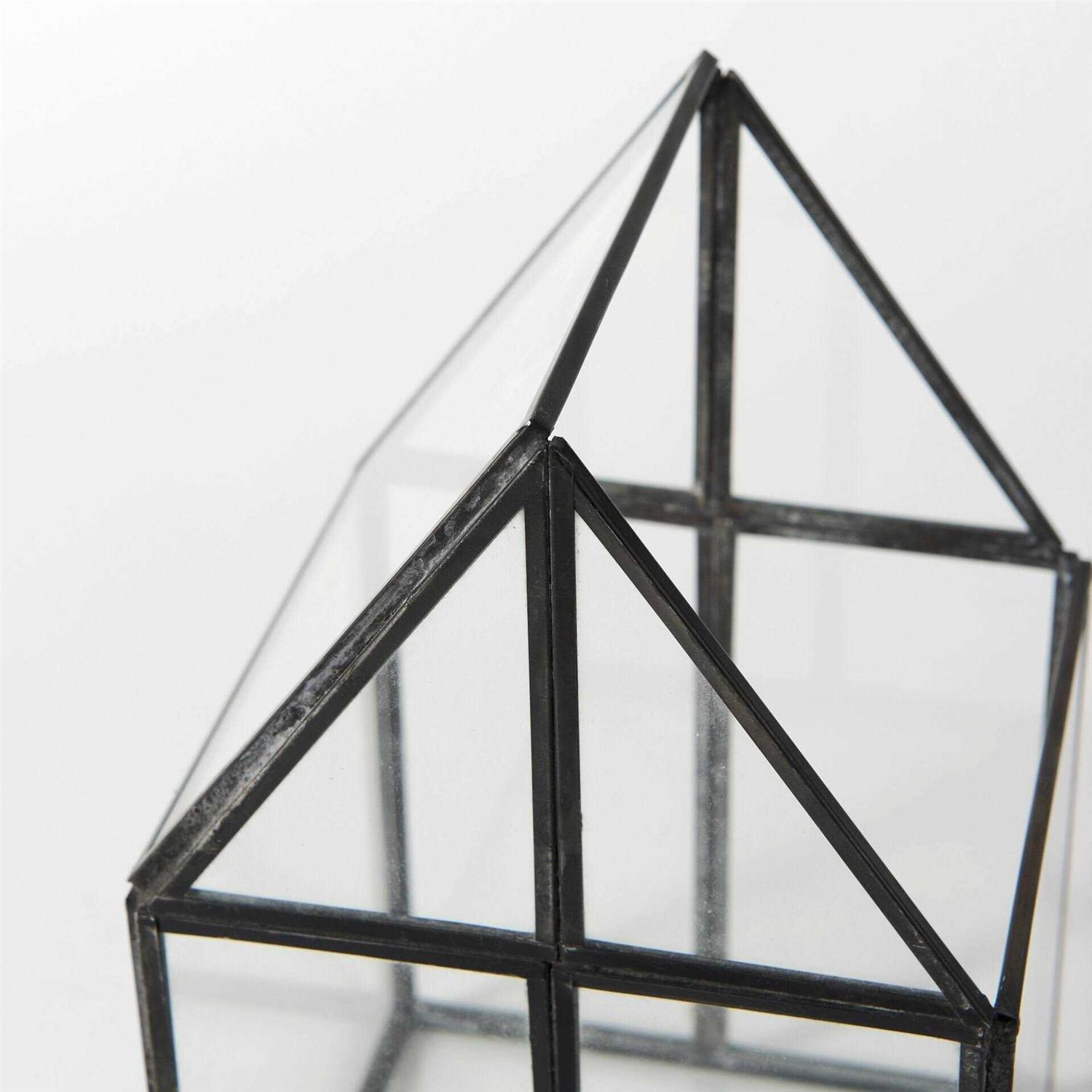 Mercana Sikes 6L x 6W x 10H Glass Terrarium - Nail Gallerys