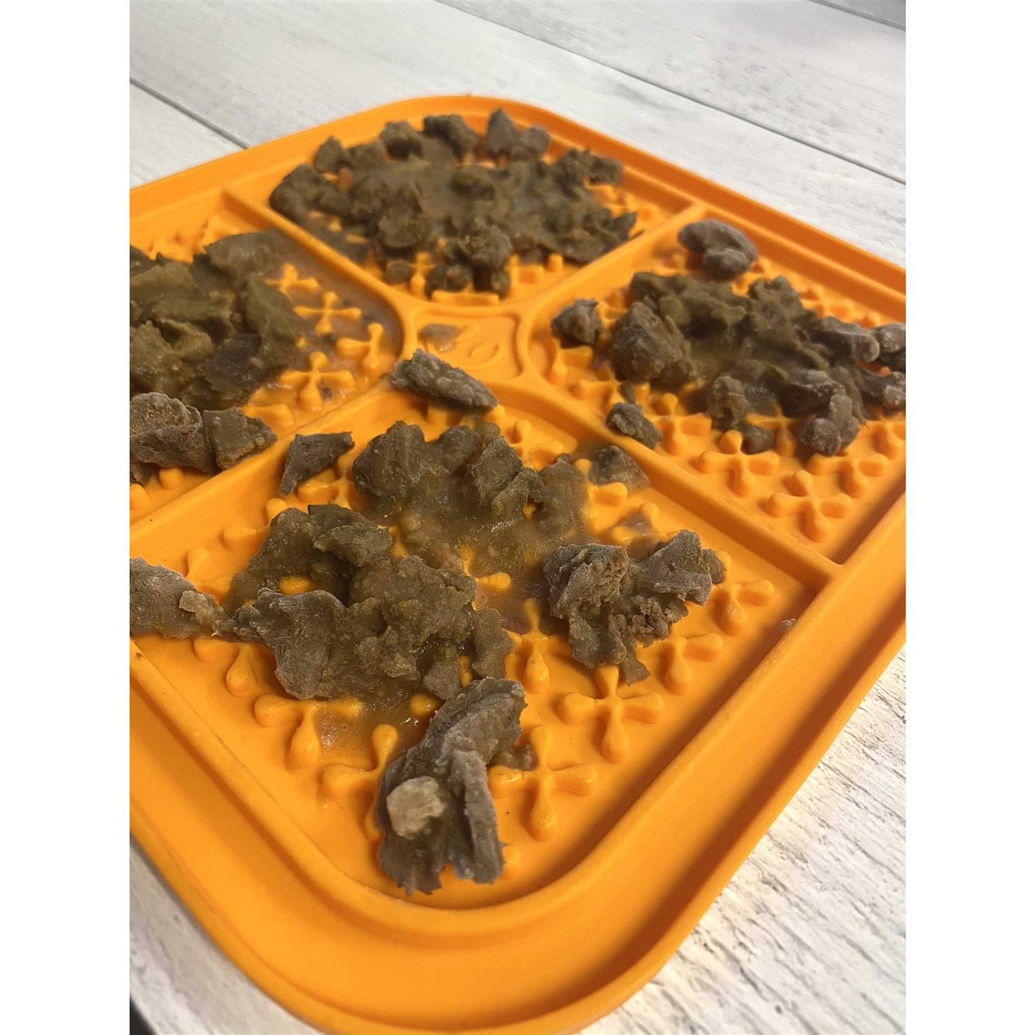 Boredom Busters Licking Mat - Nail Gallerys